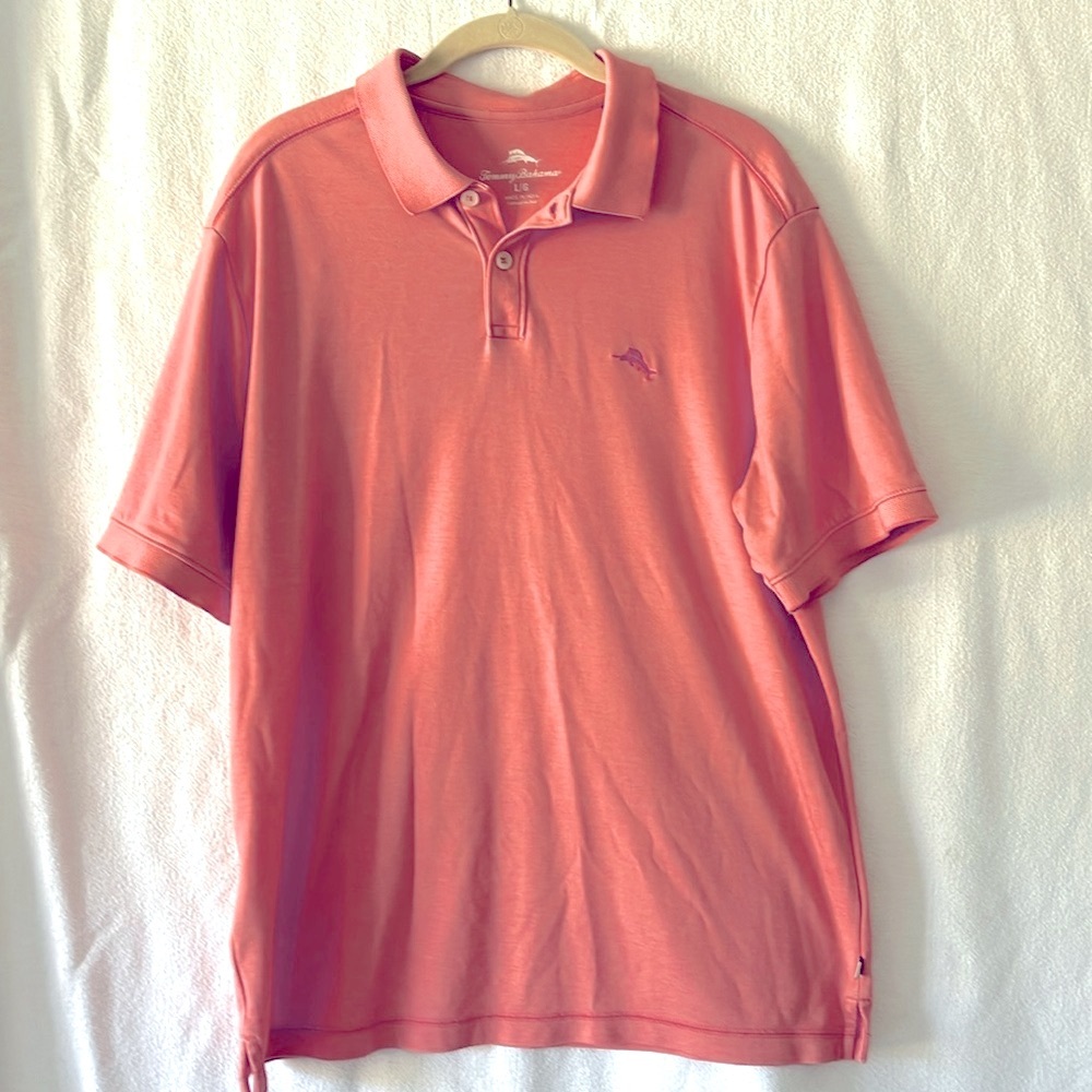 Mens Tommy Bahama large polo type shirt, coral color. Size Large